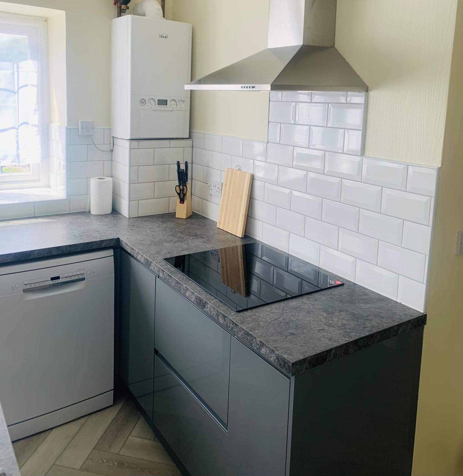 Newly Renovated, Modern 3 Bed Apartment Walmersley Exterior foto